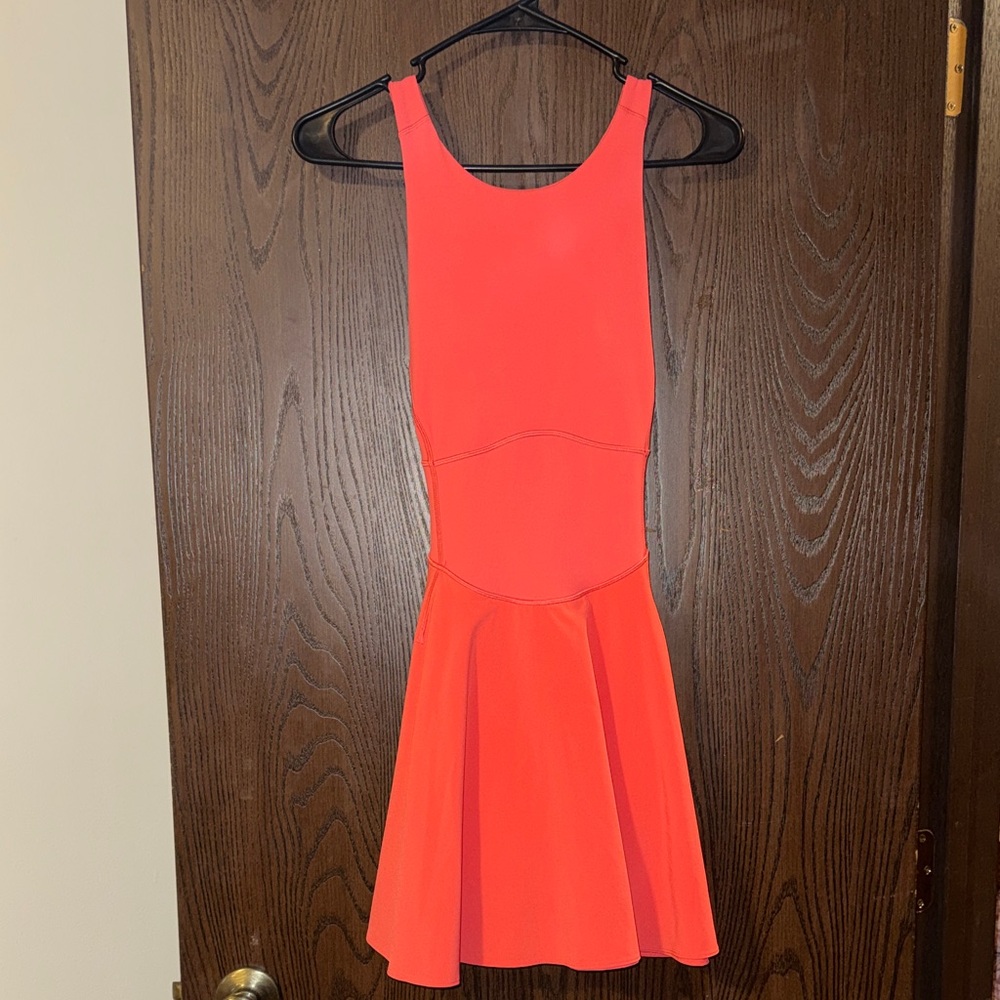 Lululemon coral dress 6